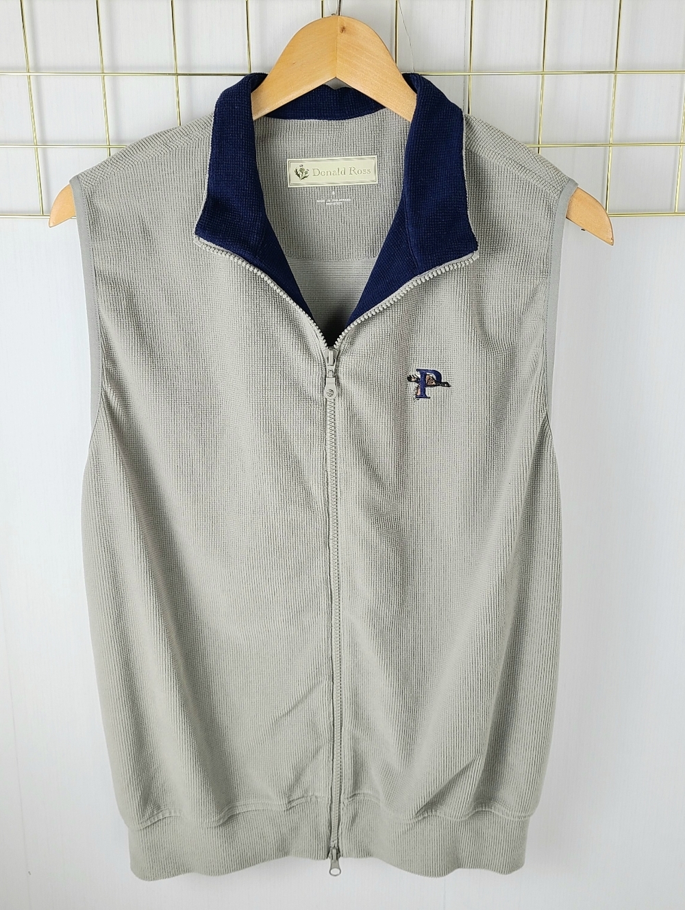 Donald Ross Club House Gray Fleece Golf Vest
